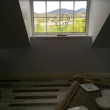Lyza'S Loft Apartment Kilcoo Exterior photo